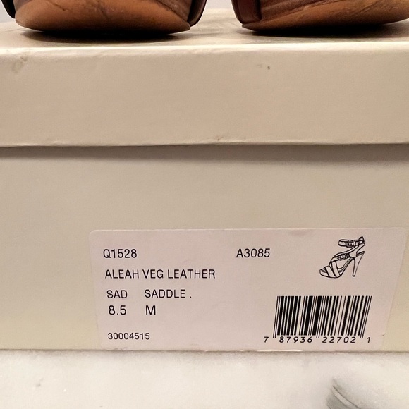 Coach Aleah Heels - Picture 3 of 3